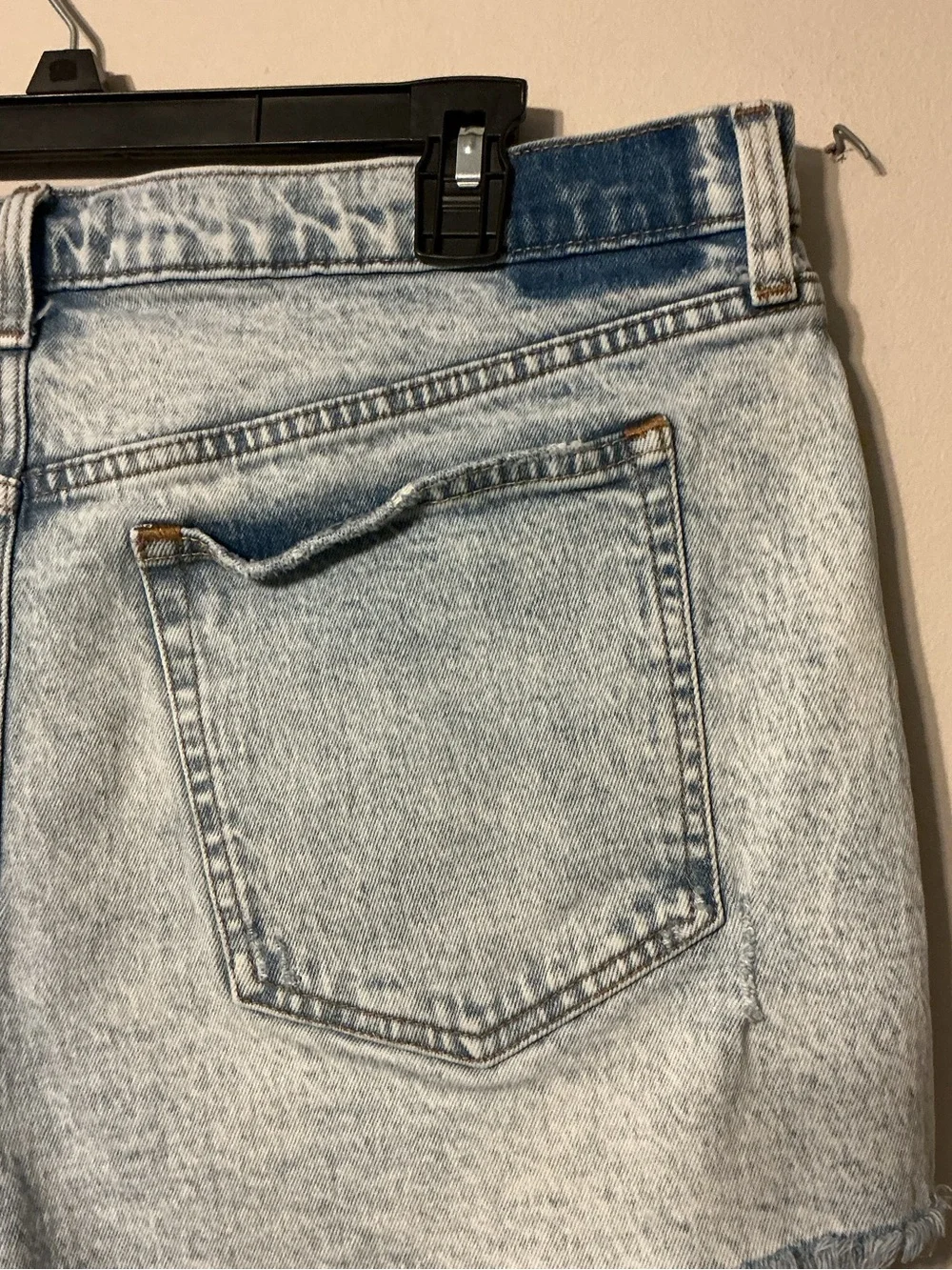 Abercrombie & Fitch Mom Short High Rise